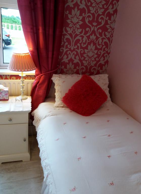 Lettermore Country Home room 4